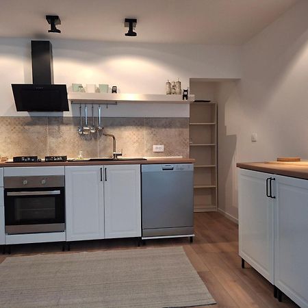 Apartmani Alma Пула Экстерьер фото