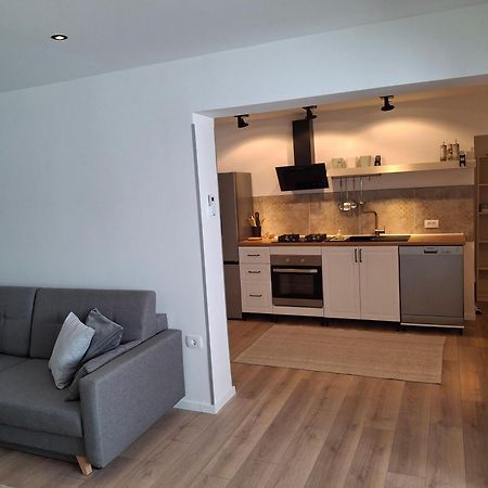 Apartmani Alma Пула Экстерьер фото