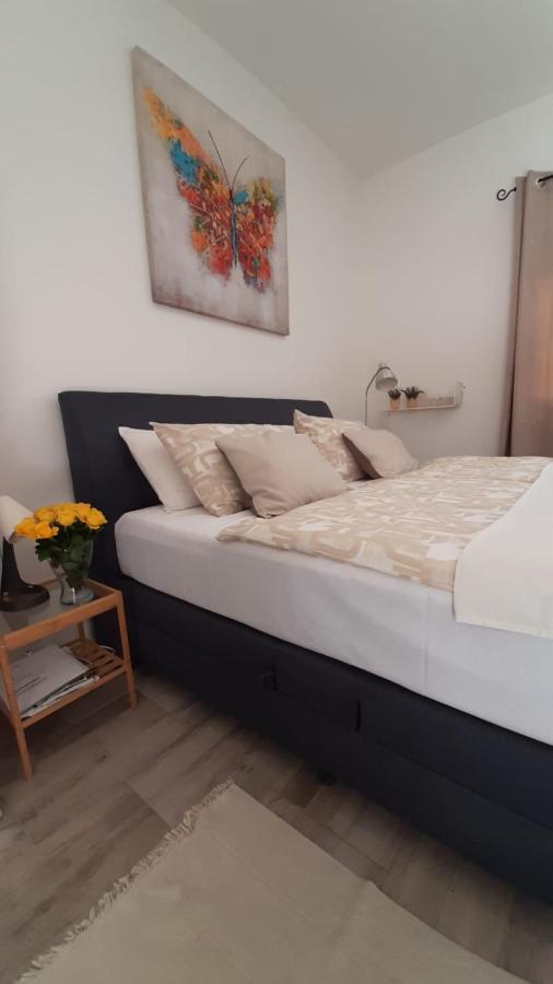 Apartmani Alma Пула Экстерьер фото