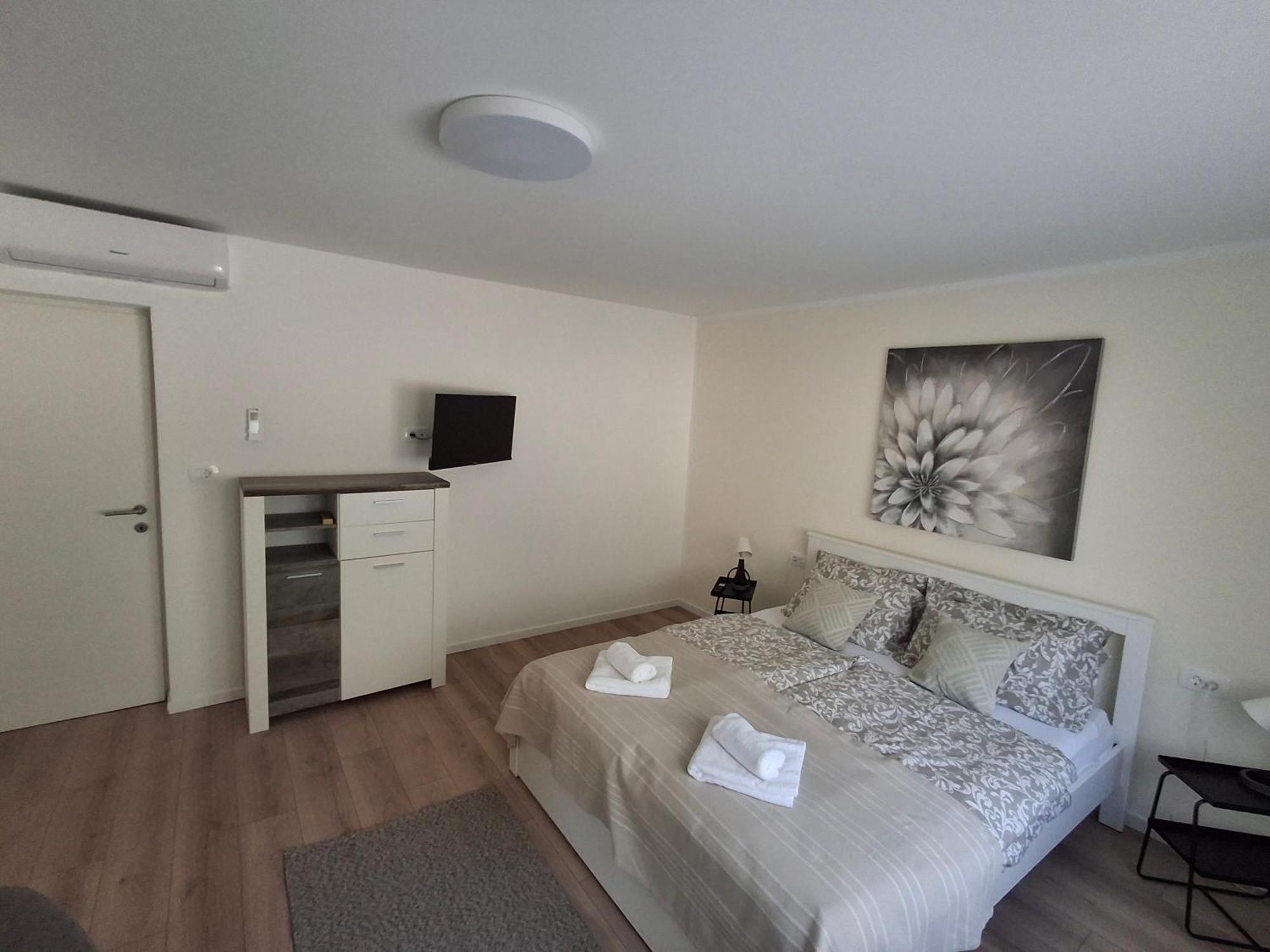 Apartmani Alma Пула Экстерьер фото