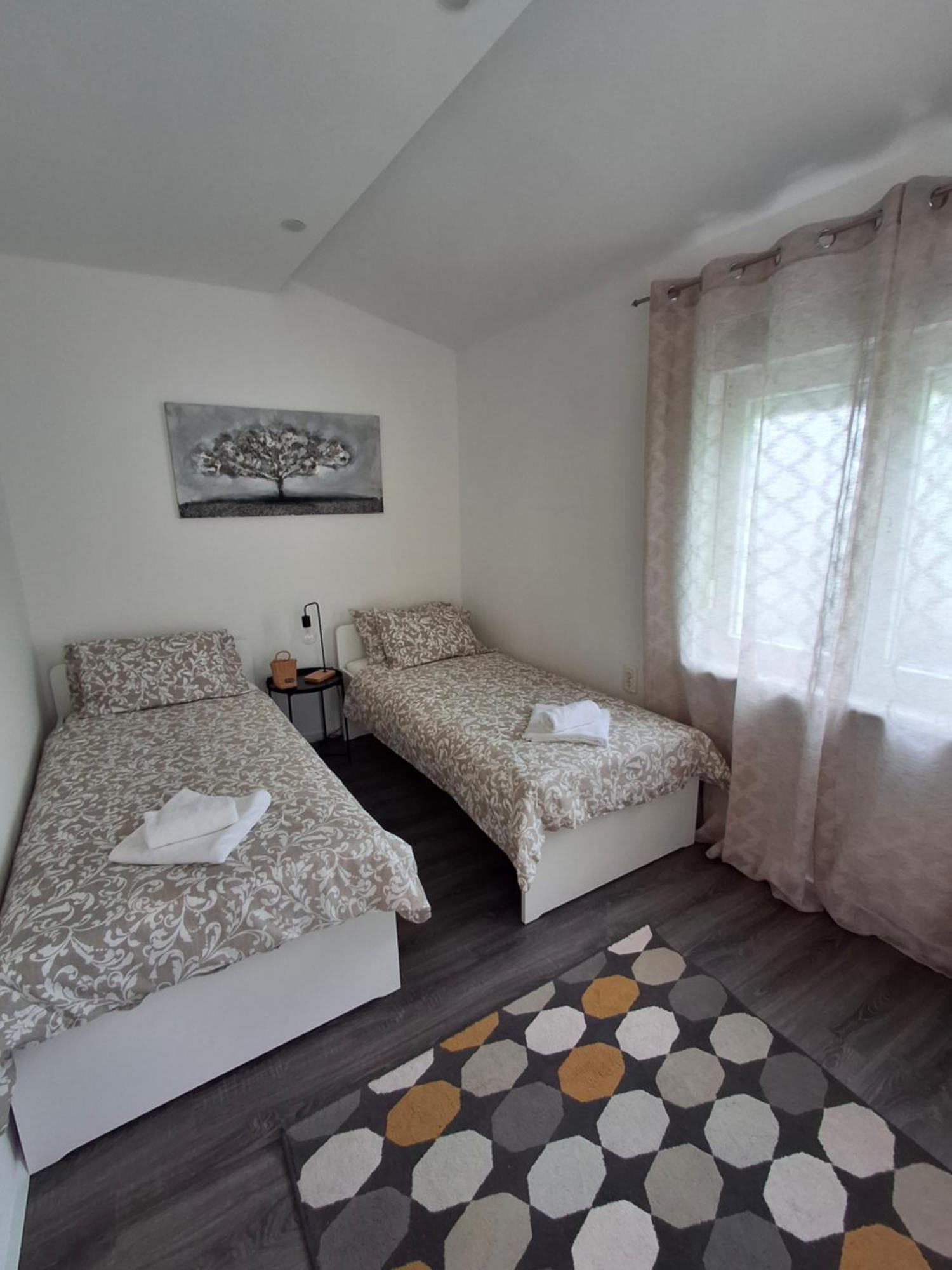 Apartmani Alma Пула Экстерьер фото