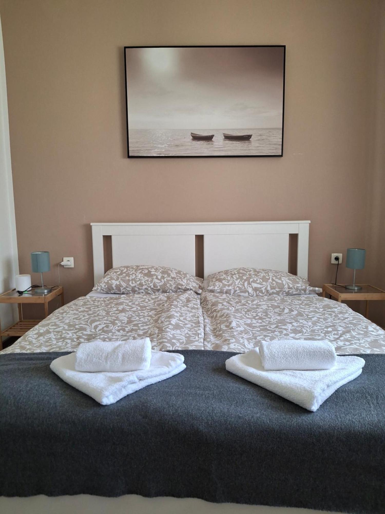 Apartmani Alma Пула Экстерьер фото