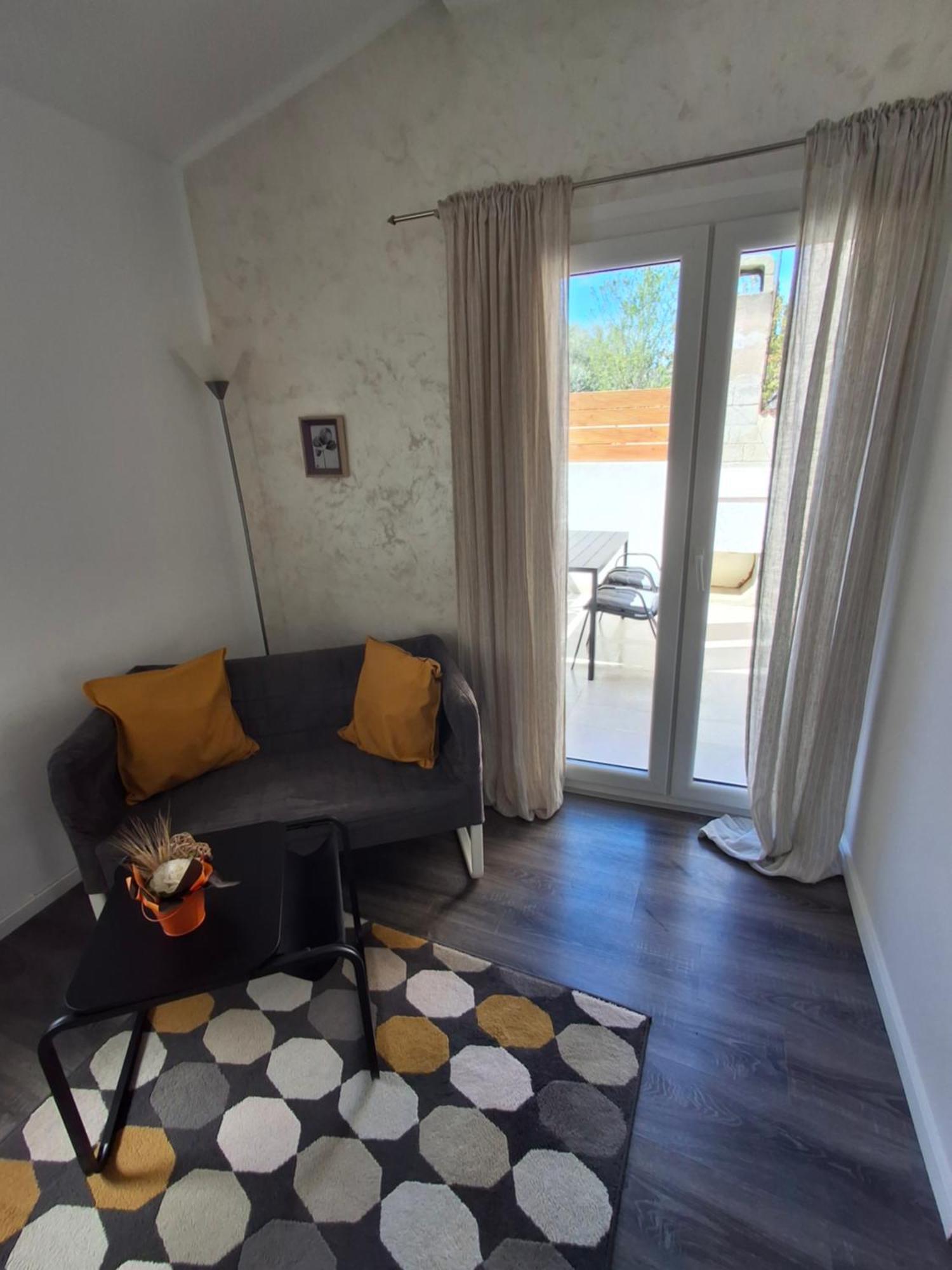 Apartmani Alma Пула Экстерьер фото